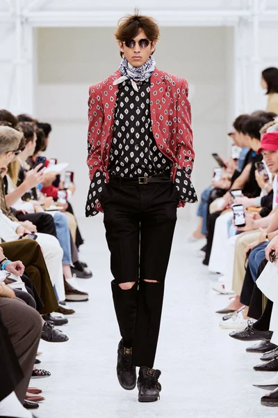Look 31